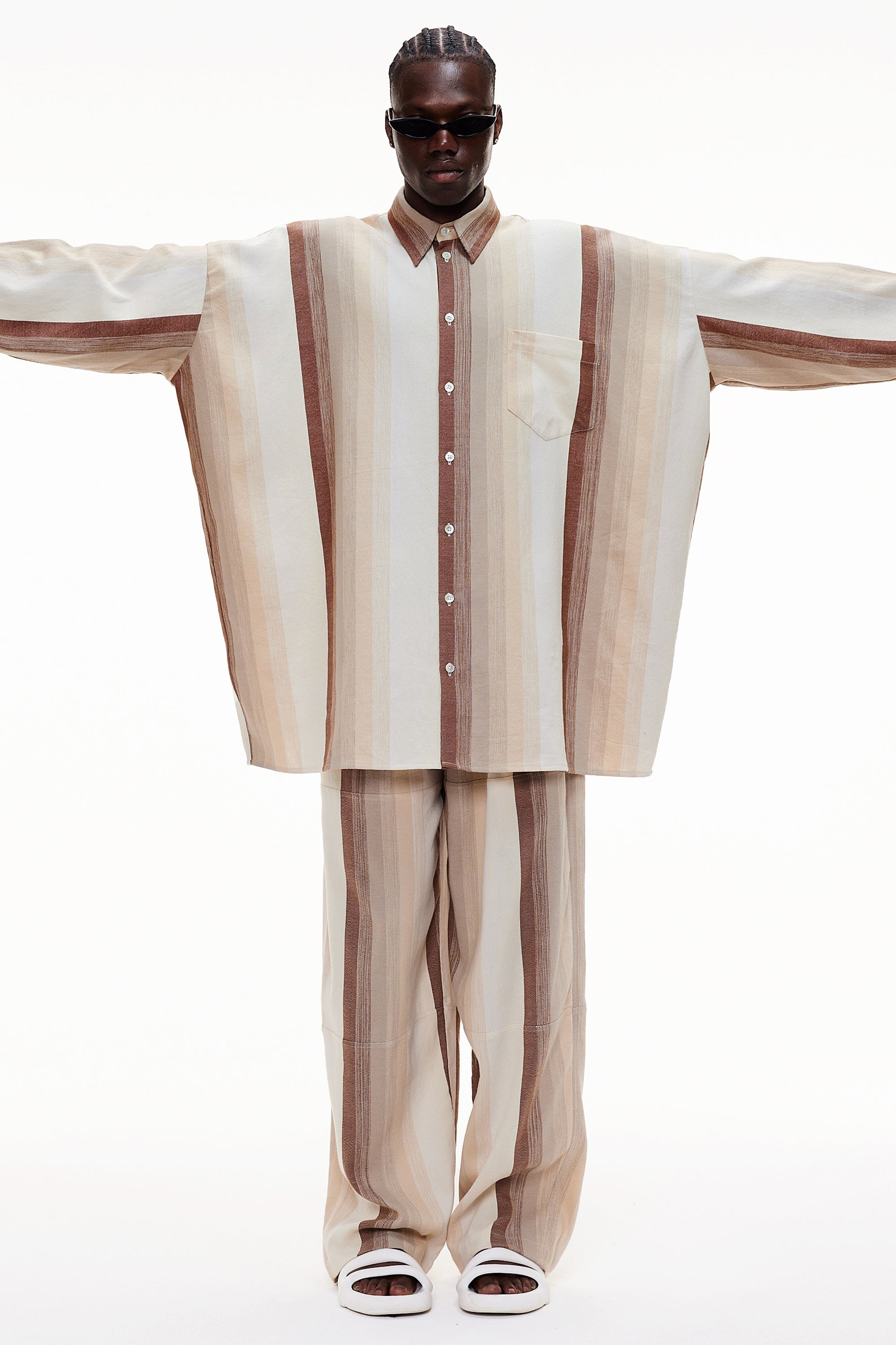 The Oversized Shirt - Stripe 9