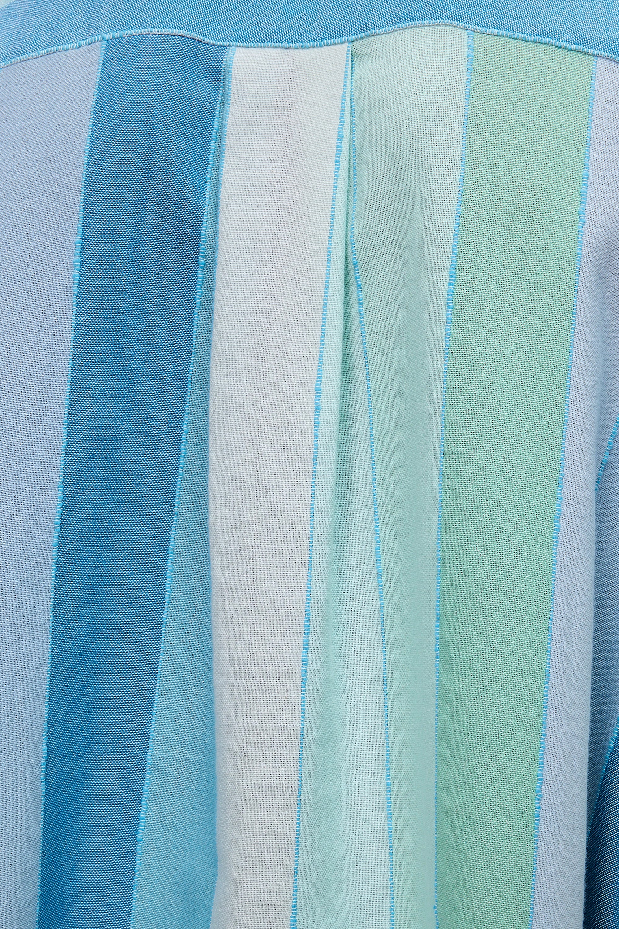 The Oversized Shirt - Stripe 44