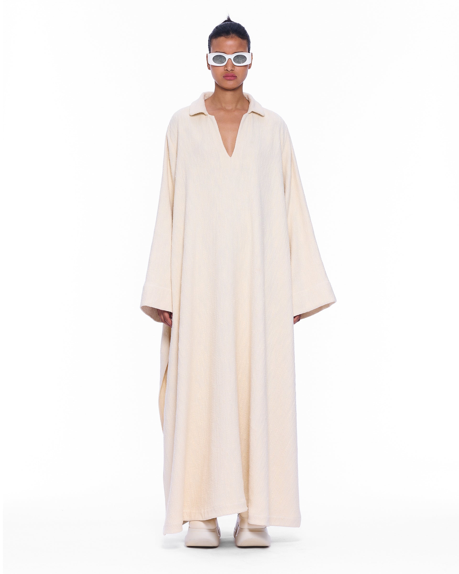 The V-Neck Caftan : Ecru Flamme