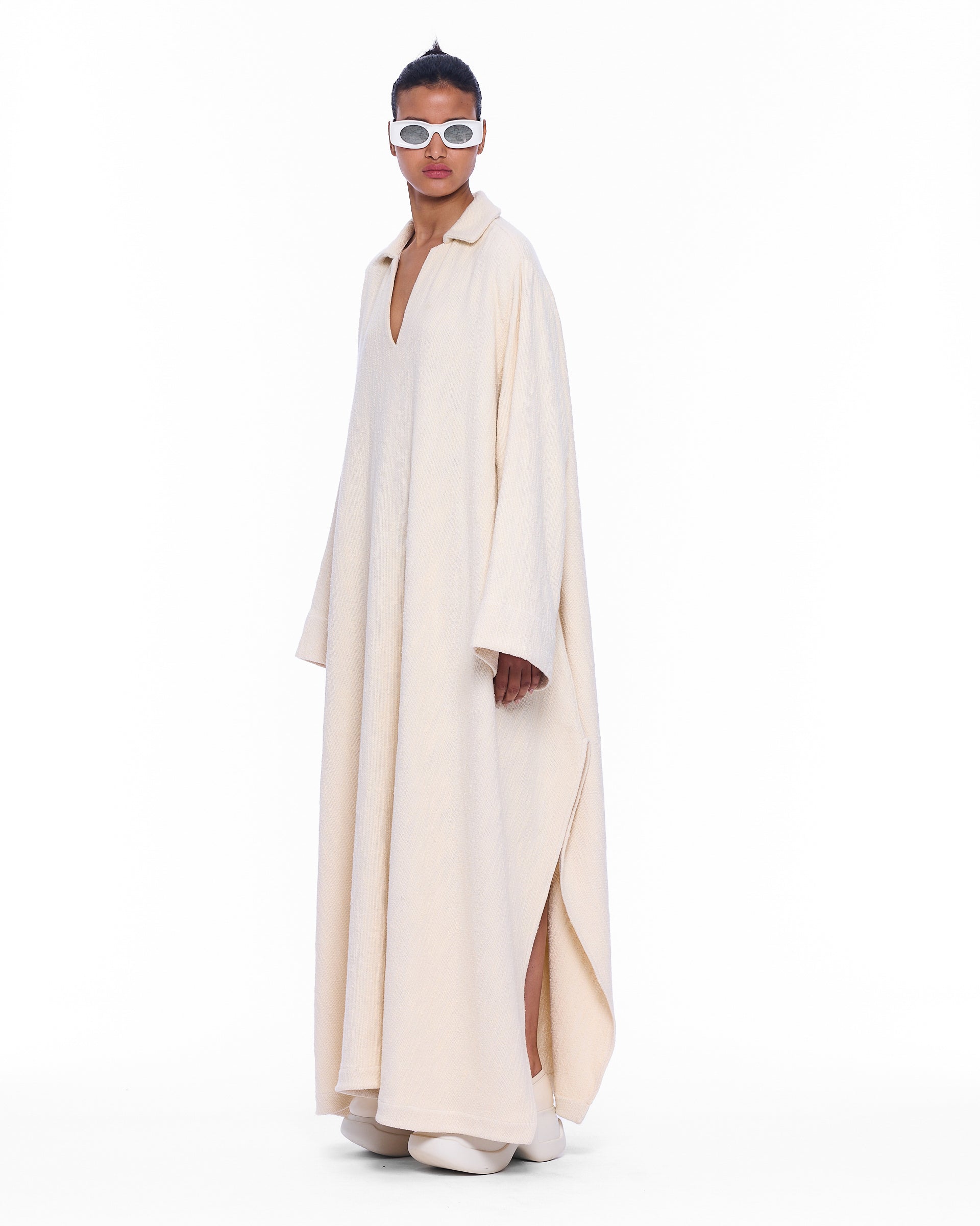 The V-Neck Caftan : Ecru Flamme