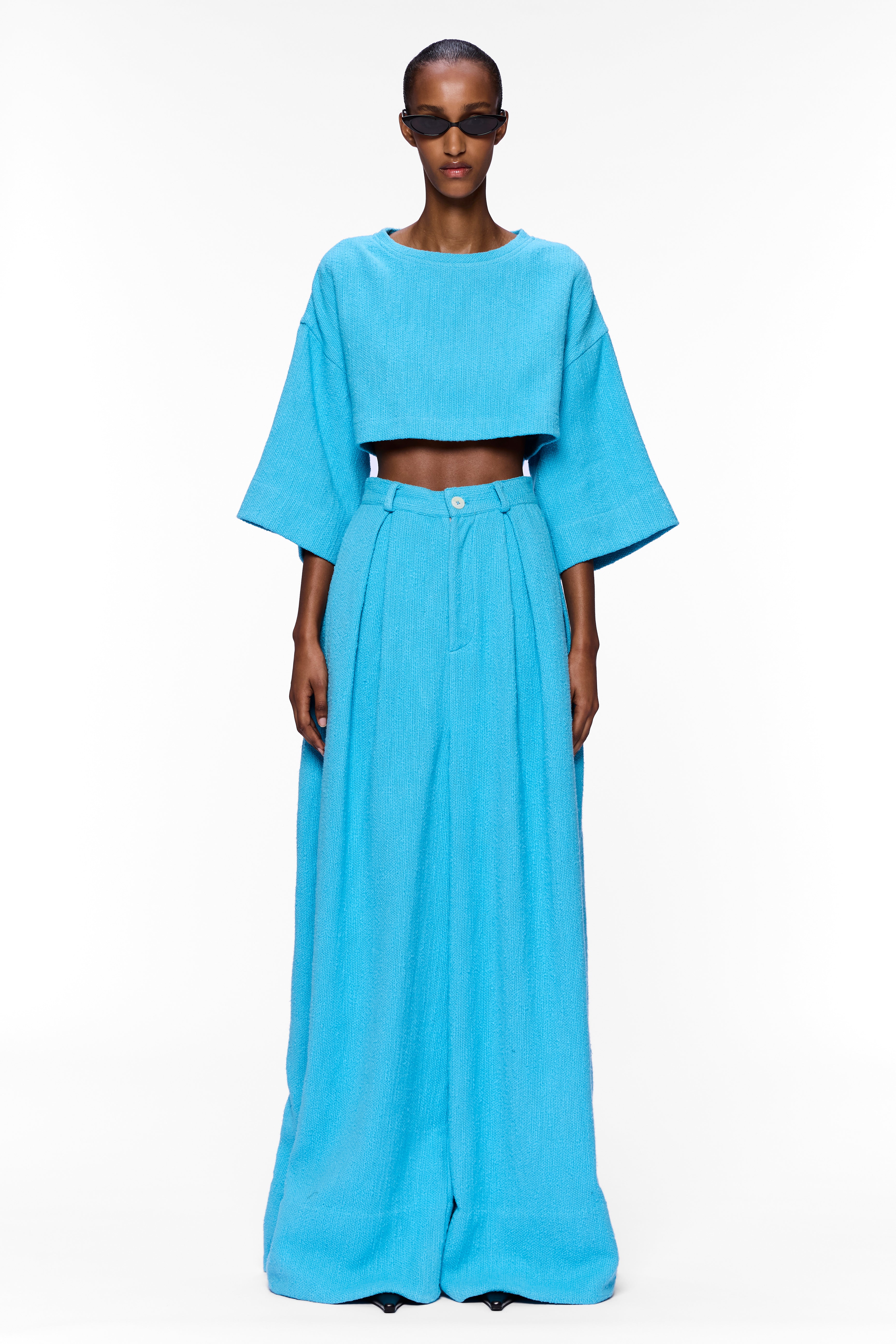 The Cropped T-Shirt : Blue Ciel Flamme