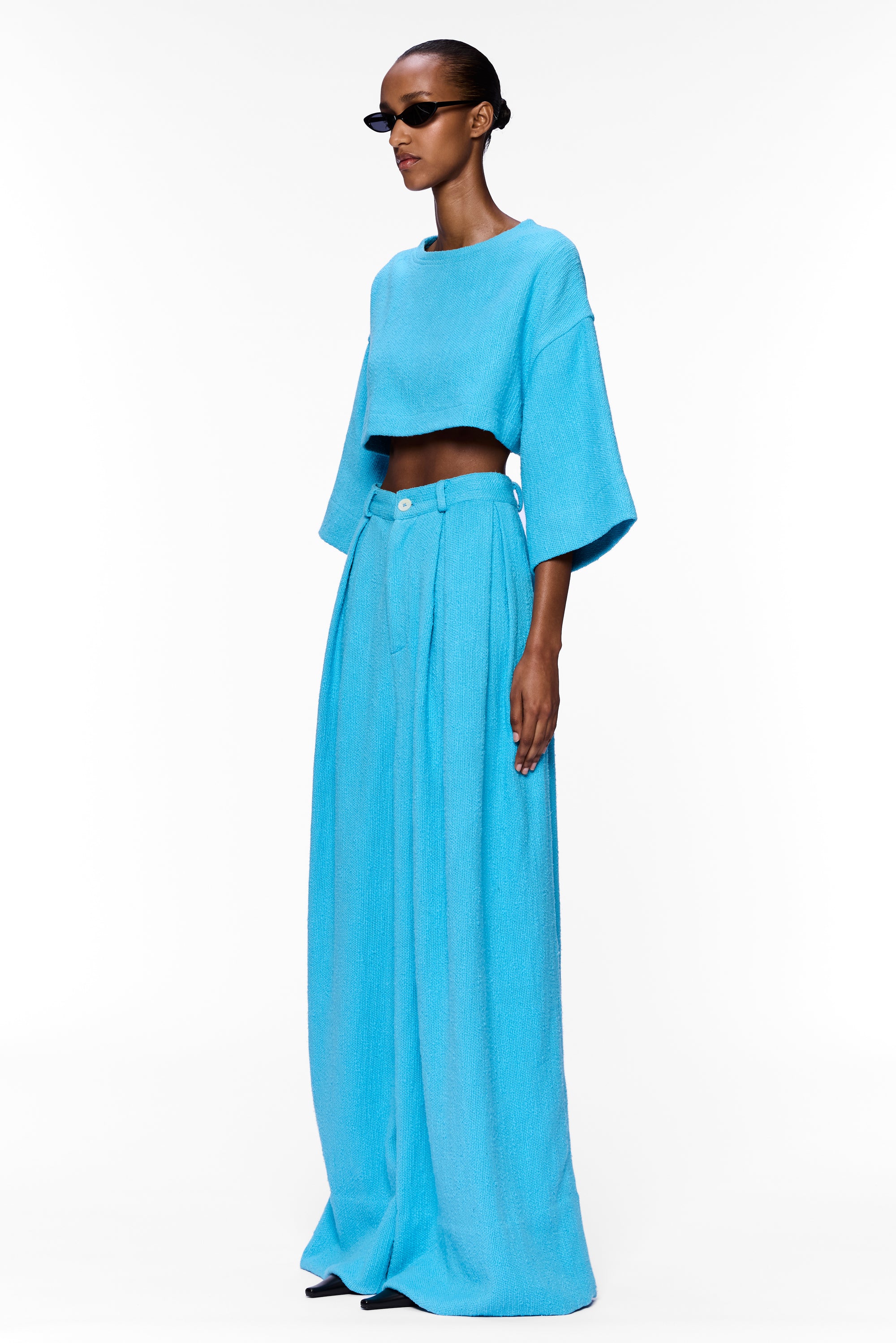 The Cropped T-Shirt : Blue Ciel Flamme