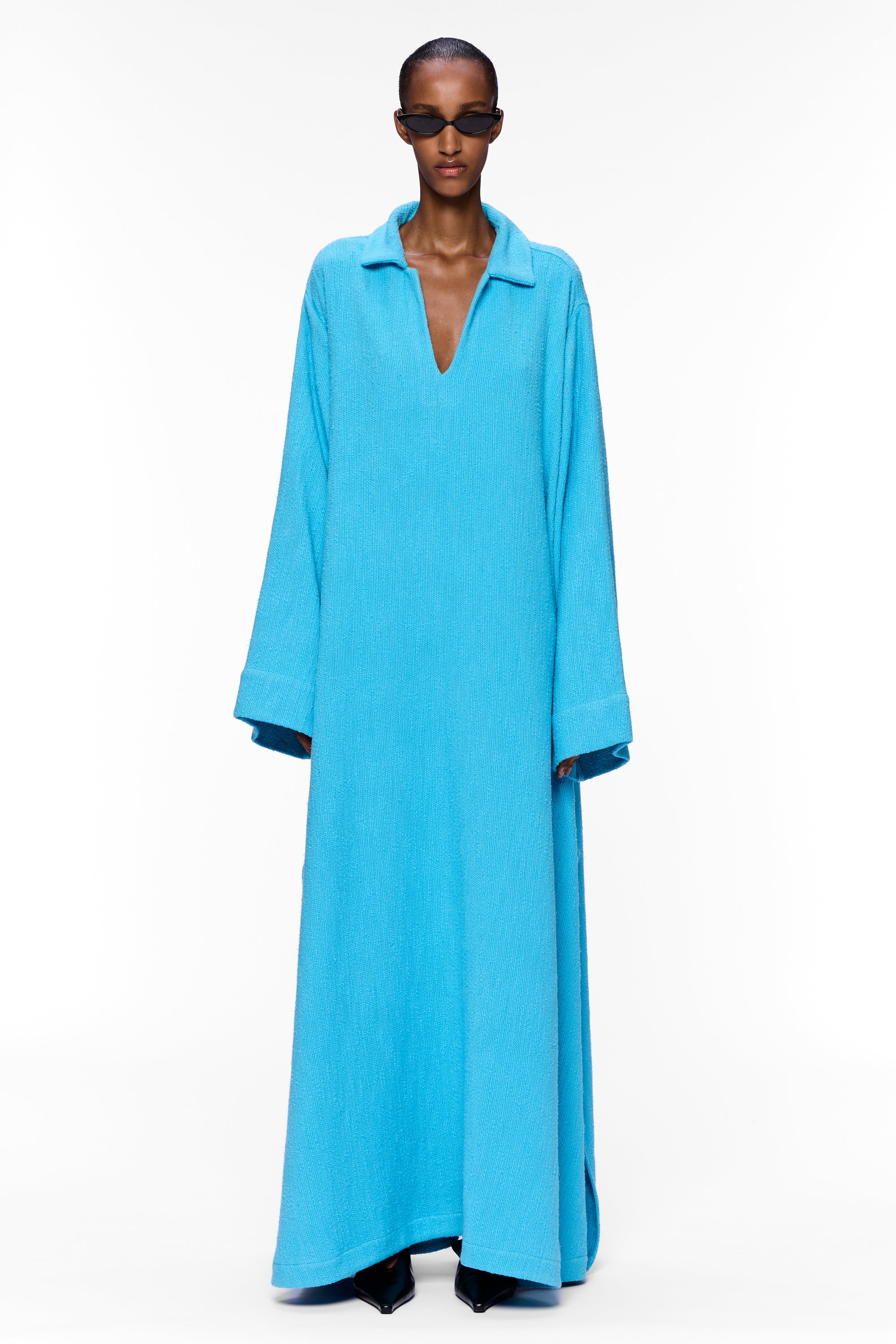 The V-Neck Caftan : Blue Ciel Flamme