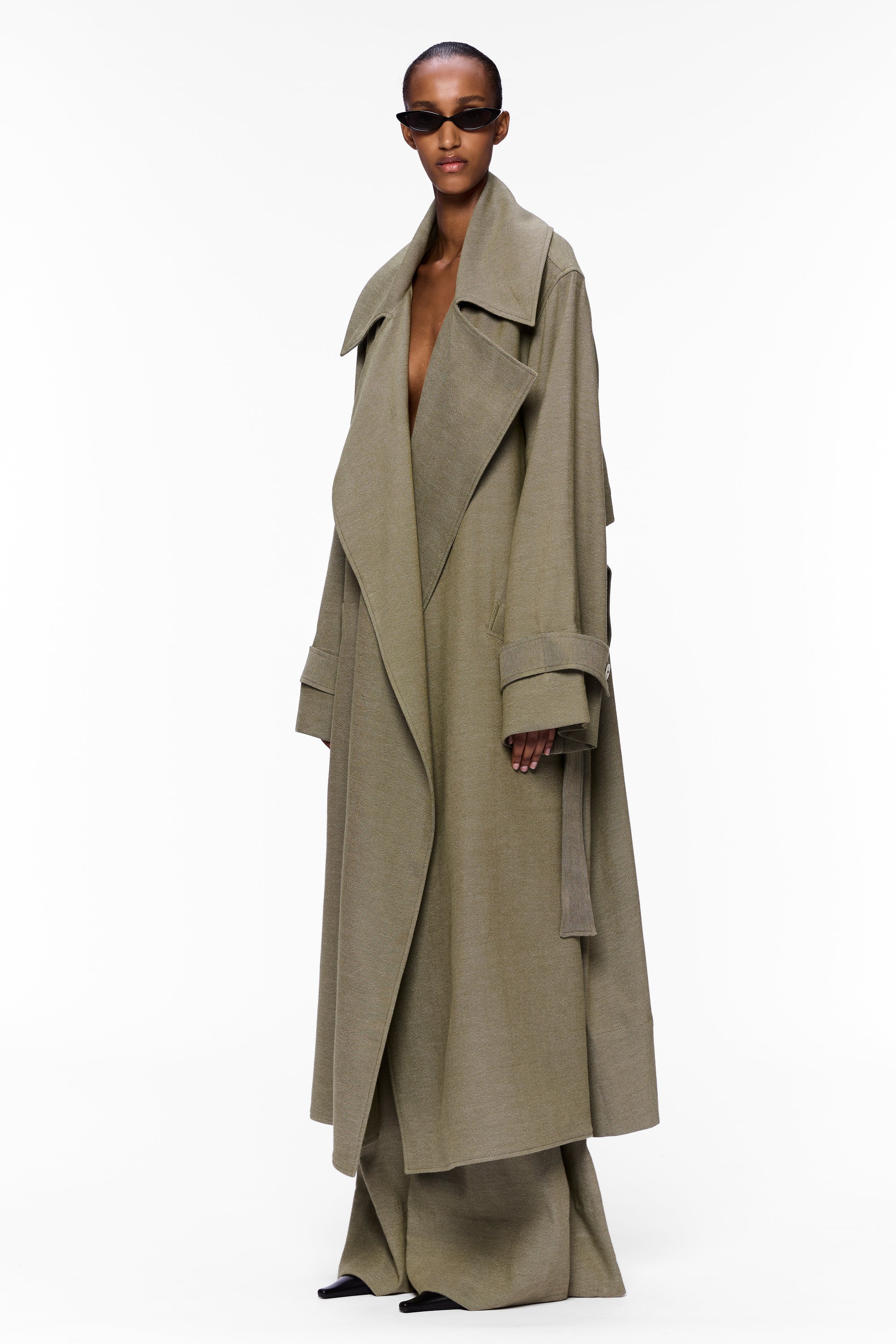 The Trench Coat : Army