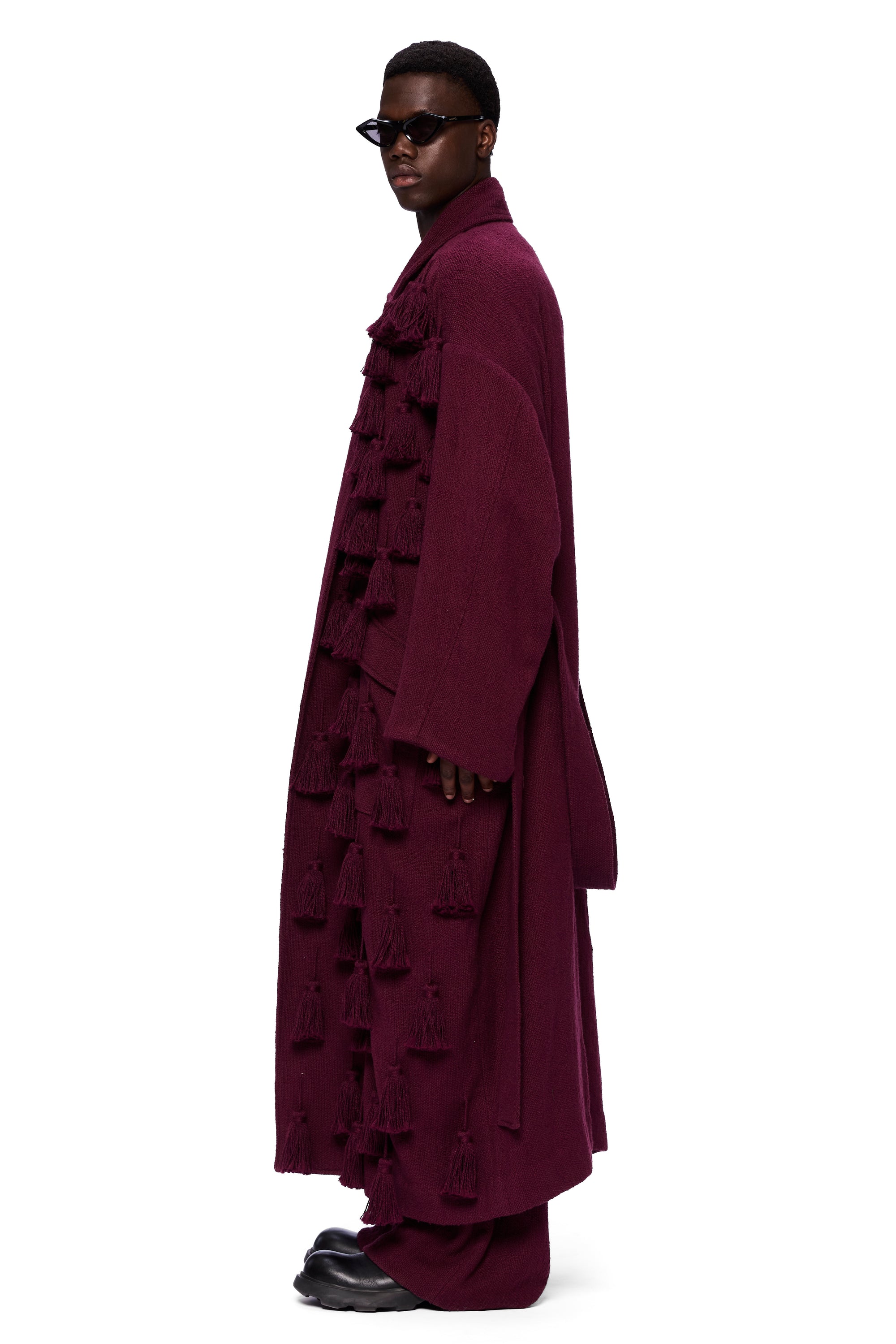 The PomPom Blanket Coat : Merlot Flamme