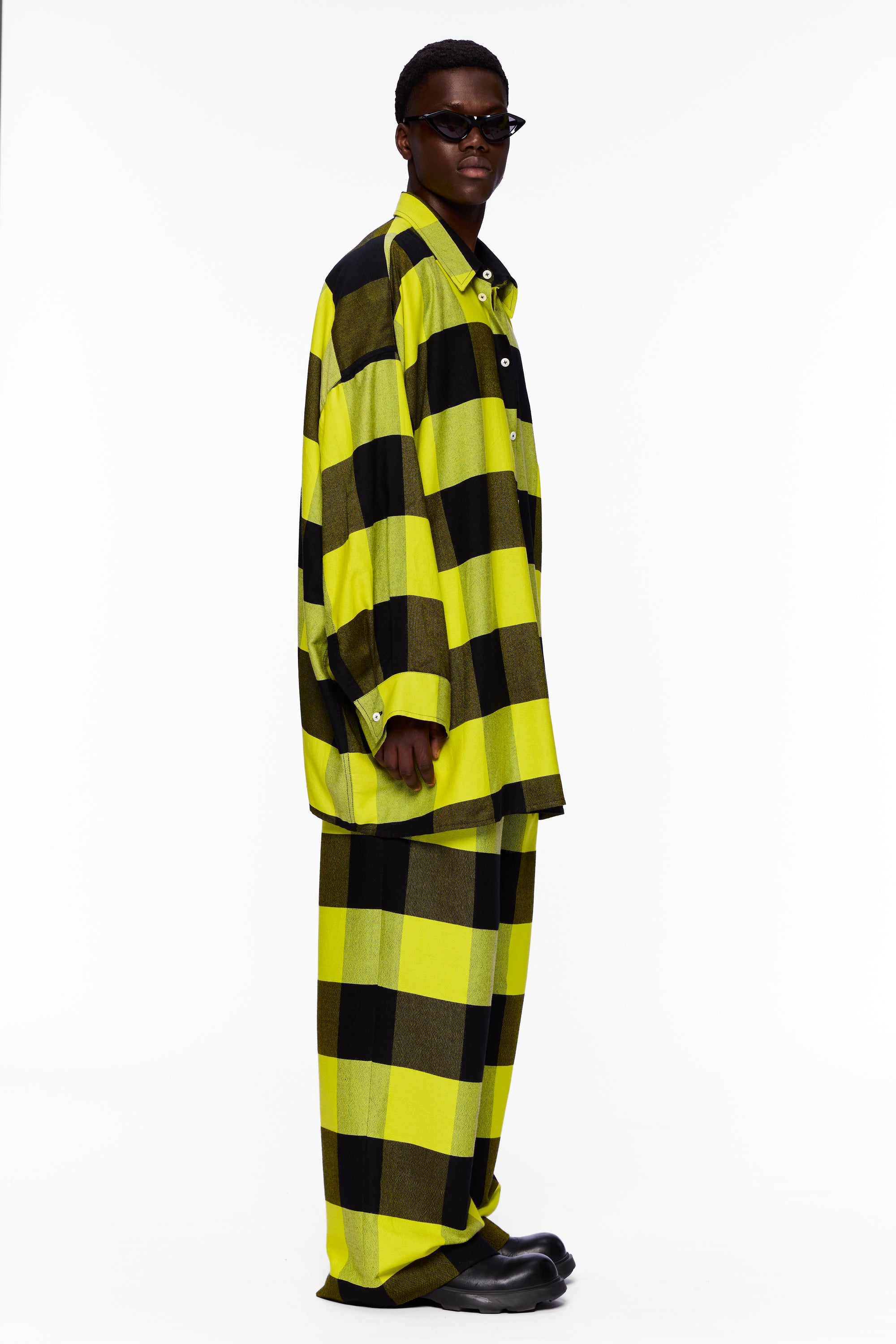 The Oversized Shirt : Plaid Black + Sunny