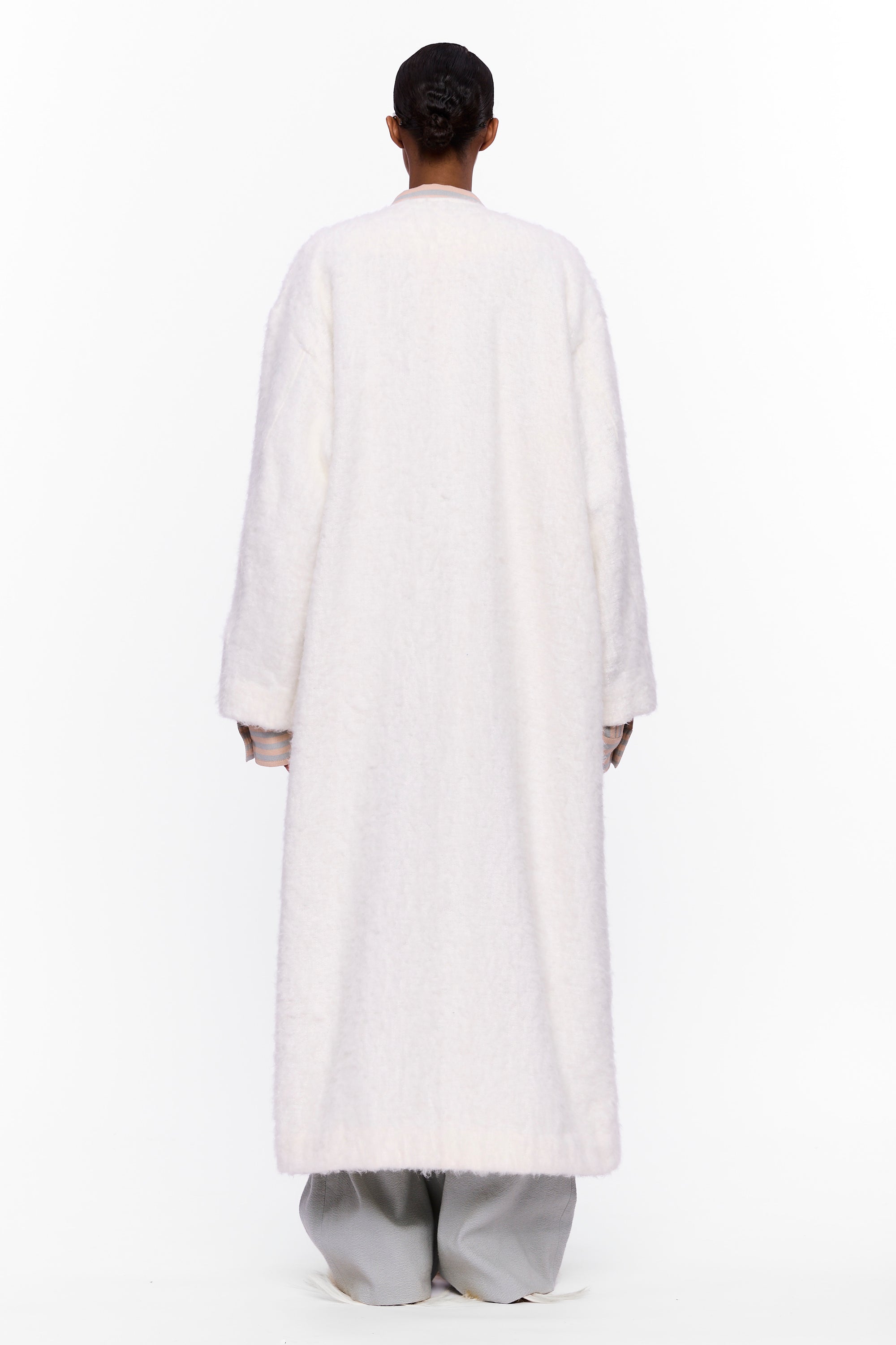 The Collarless Blanket Coat : White Wool