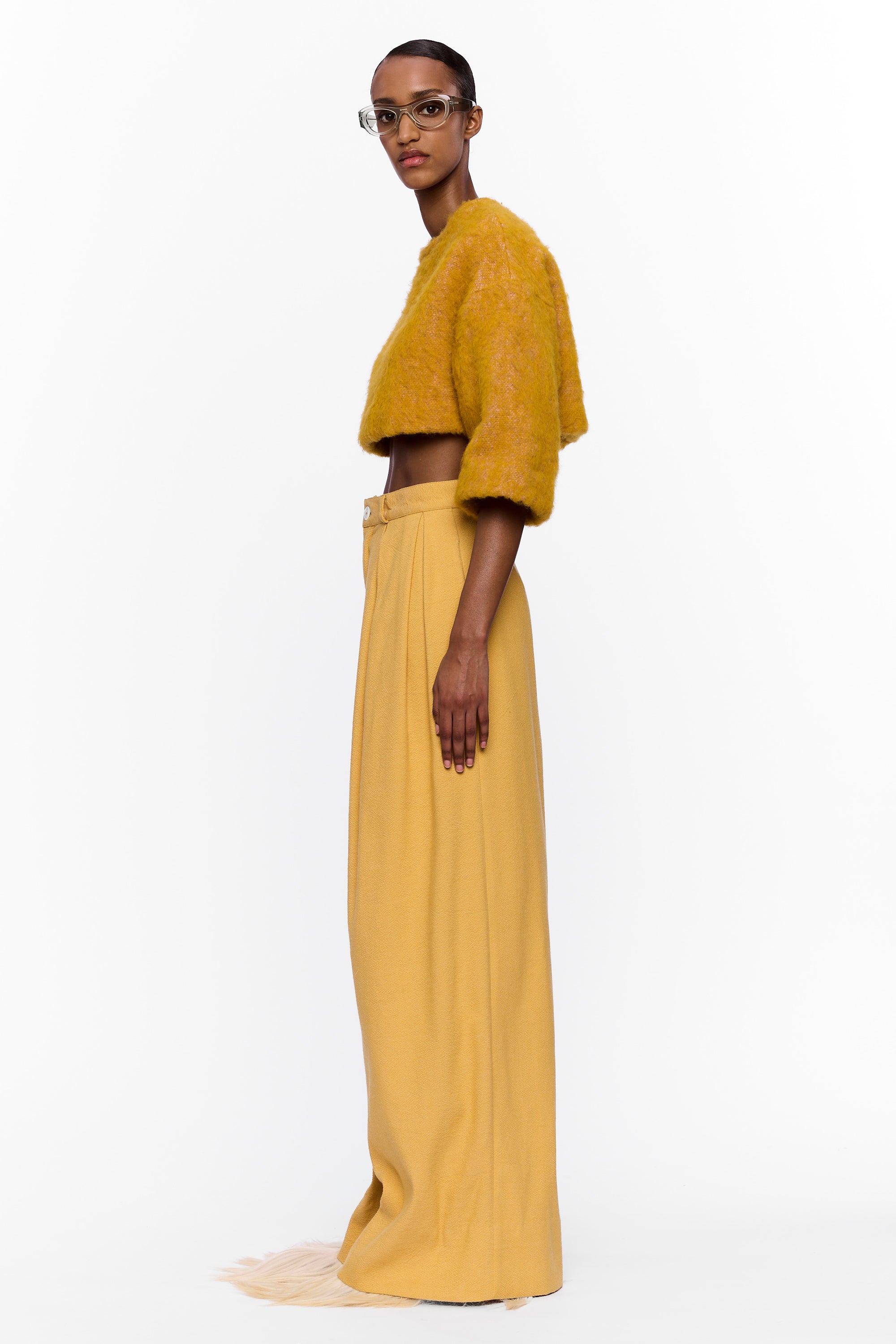 The Mid Rise Pant : Gold