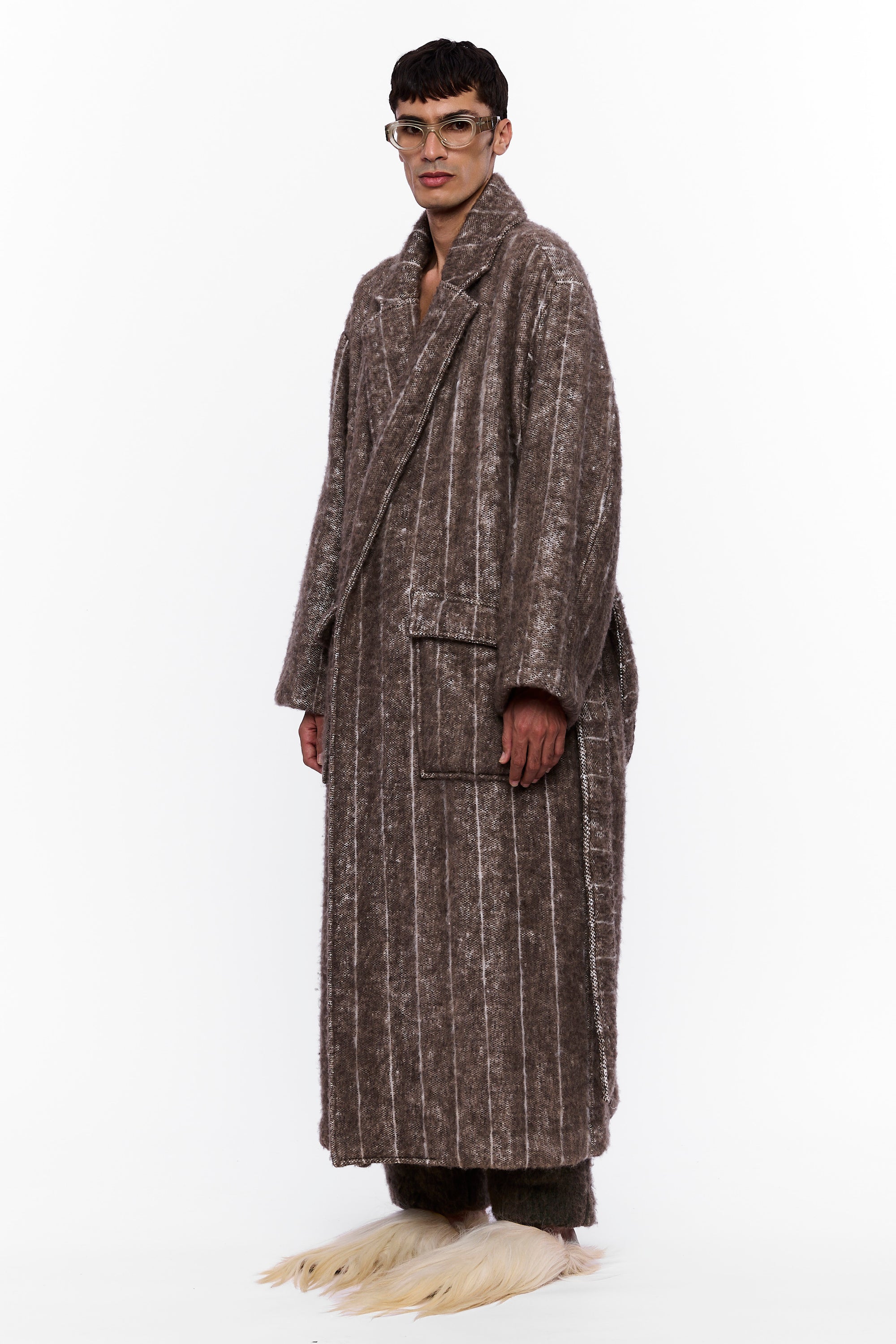 The Blanket Coat : Charcoal Brown Wool