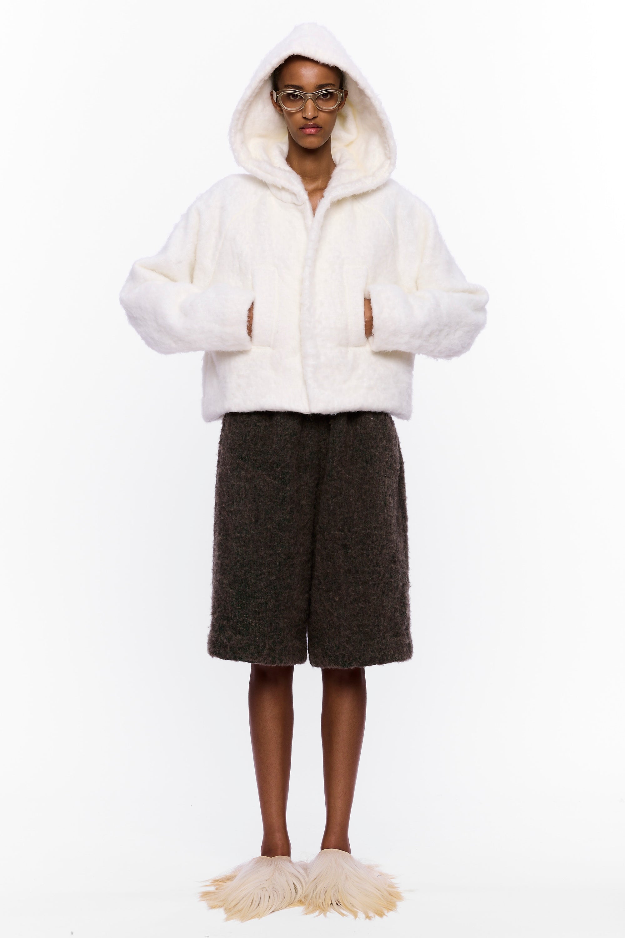 The Shawl Hoodie : White Wool