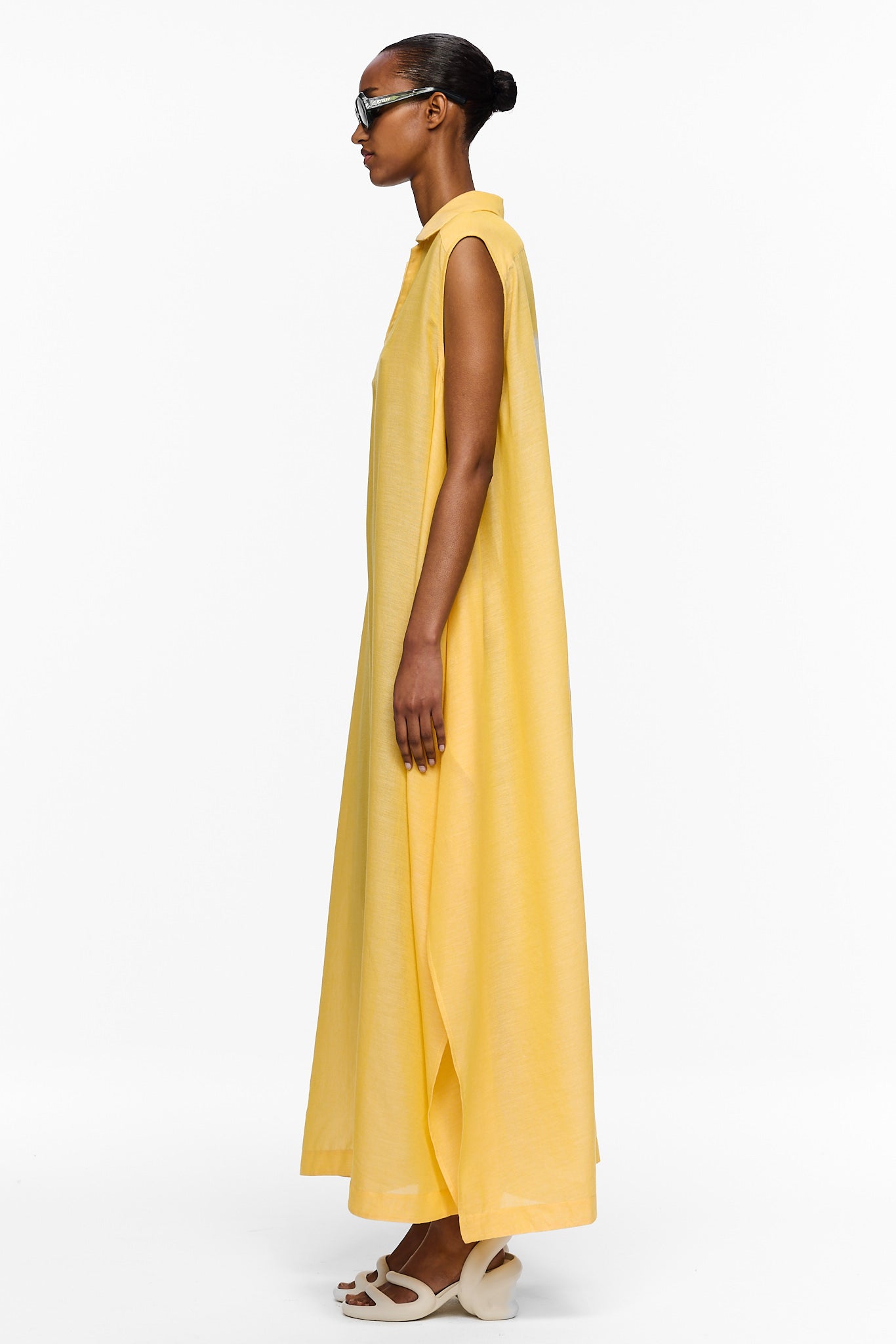 The Sleeveless V-Neck Caftan - Canary