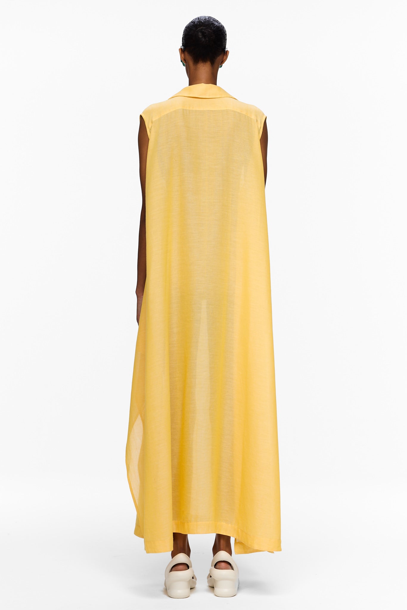 The Sleeveless V-Neck Caftan - Canary