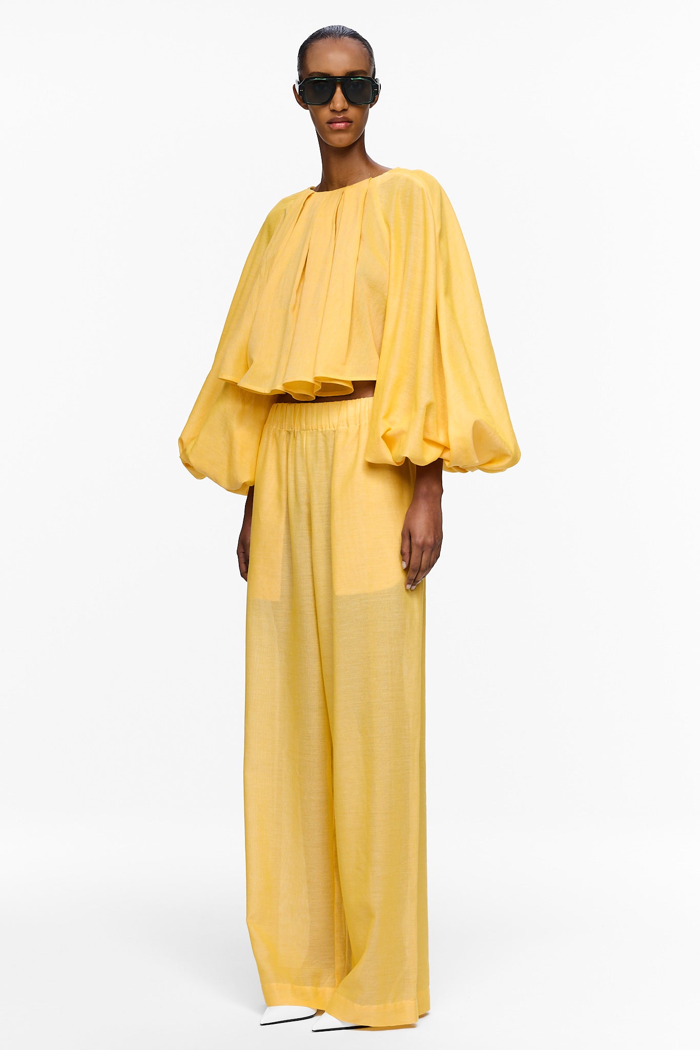 The Cropped Pleated Blouse - Canary