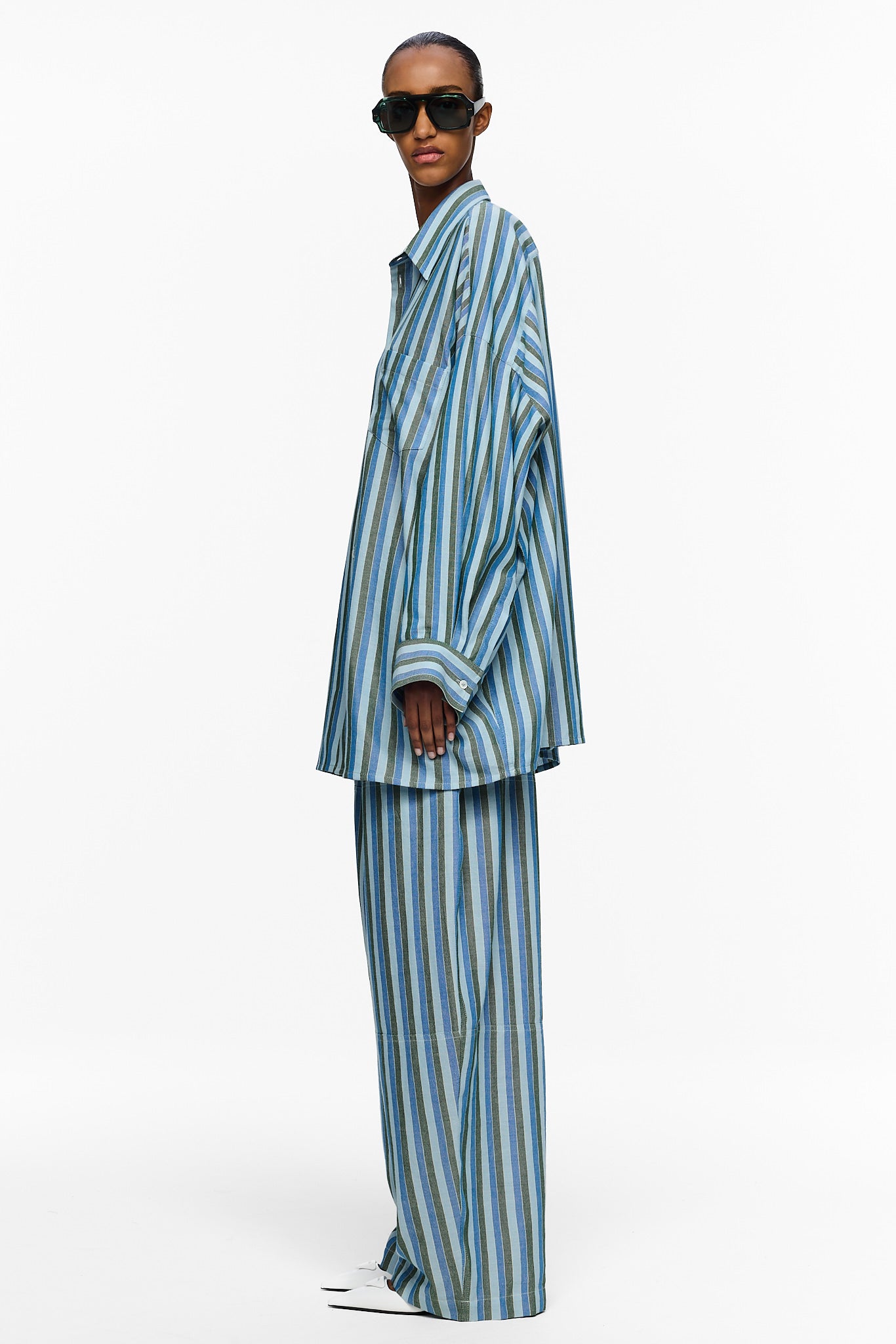 The Oversized Shirt - Stripe 68